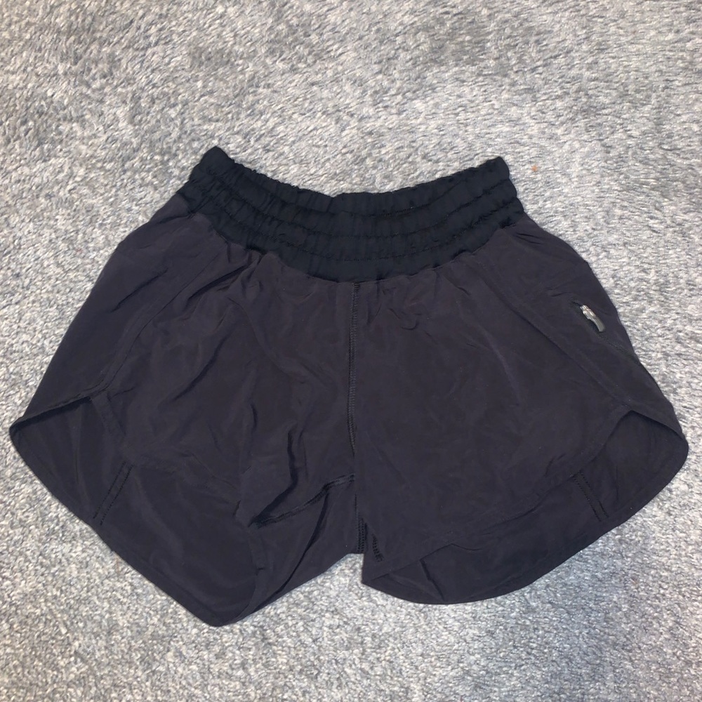 LuLu Shorts Size 4